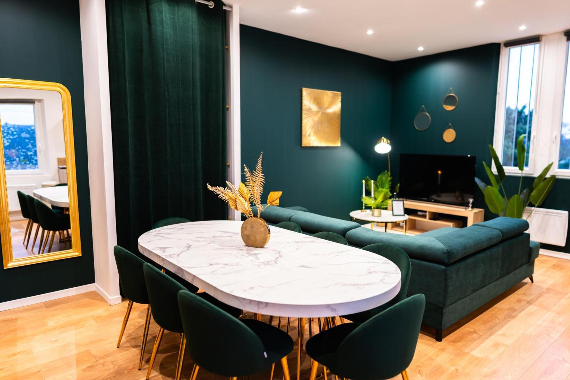 Grand Loft Familial 4 Chambres Avec Parking Prive Saumur Dış mekan fotoğraf
