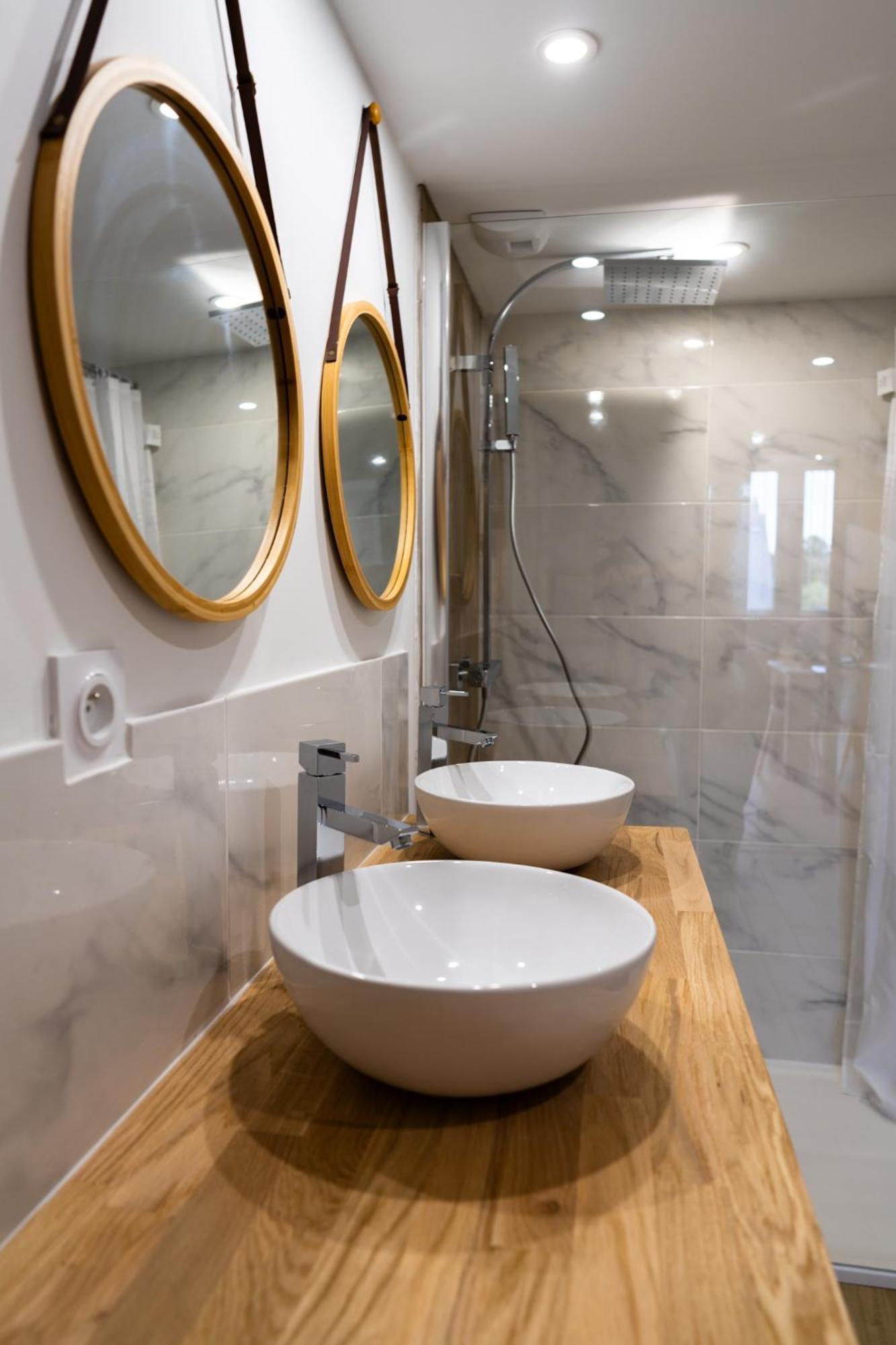Grand Loft Familial 4 Chambres Avec Parking Prive Saumur Dış mekan fotoğraf